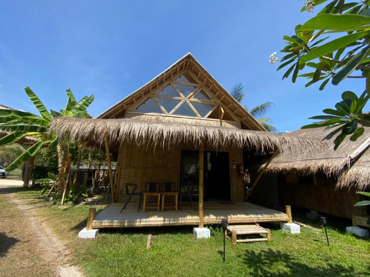 Margarita Beach Khanom Exterior foto